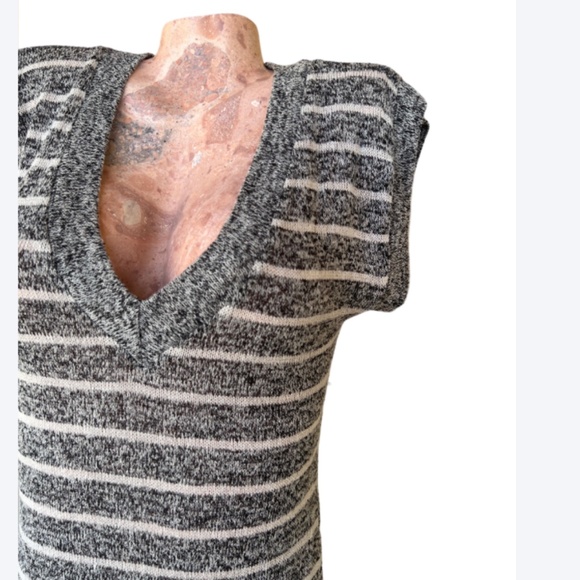 Crochet Knit Sweater Horizontal Stripes - Picture 6 of 10